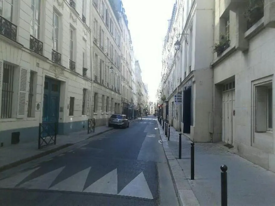 Beau Temps Aux Champs Elysees, Tour Eiffel Paris